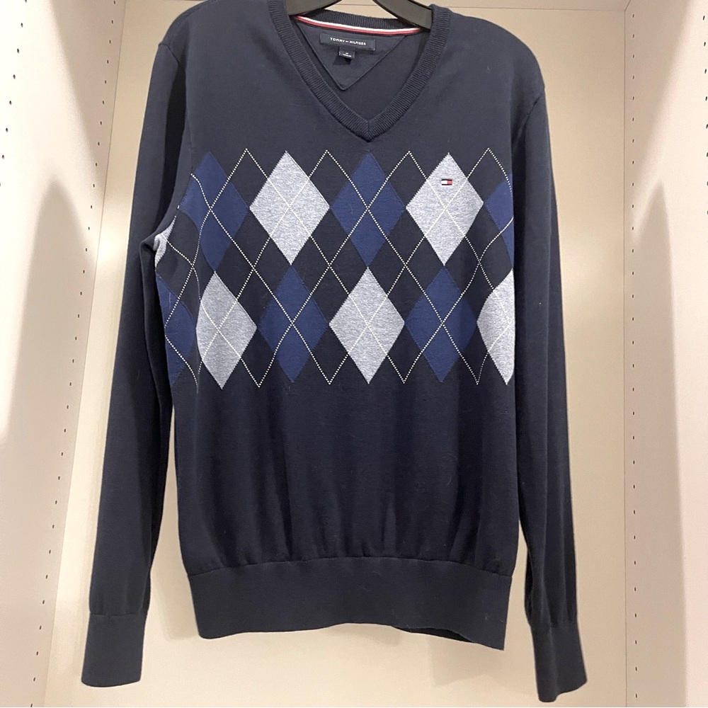 Tommy Hilfiger argyle sweater men’s size M.